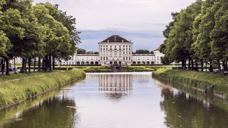 Stadtrundfahrt München Nymphenburg Olpympia Tour